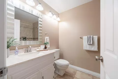 Bath - 3126 Stevey Way, Lancaster, CA 93536 photo 2 of 2
