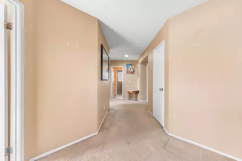 Entry Way - 45130 Palm Ln, Lancaster, CA 93535 photo 2 of 3