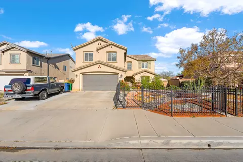 Exterior - 45130 Palm Ln, Lancaster, CA 93535 photo 10 of 11