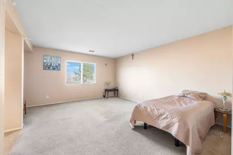 Bedroom - 45130 Palm Ln, Lancaster, CA 93535 photo 1 of 2