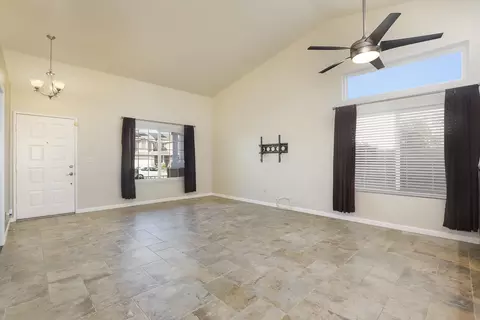 6250 Jonathon St, Lancaster, CA 93536 photo 5