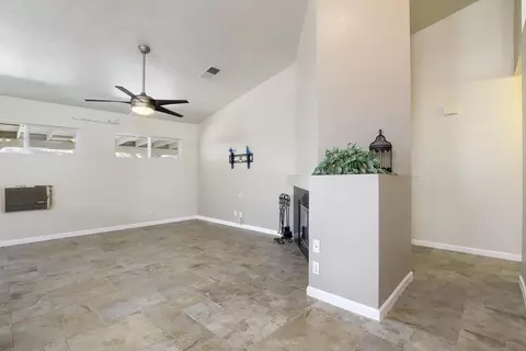 6250 Jonathon St, Lancaster, CA 93536 photo 11