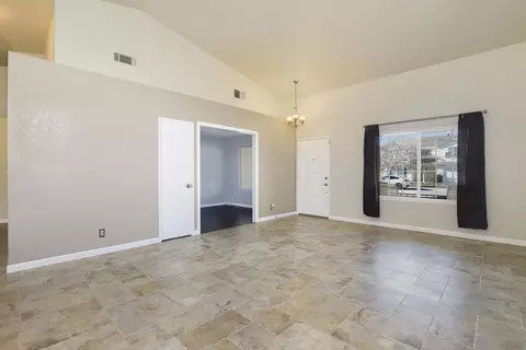 6250 Jonathon St, Lancaster, CA 93536 photo 6