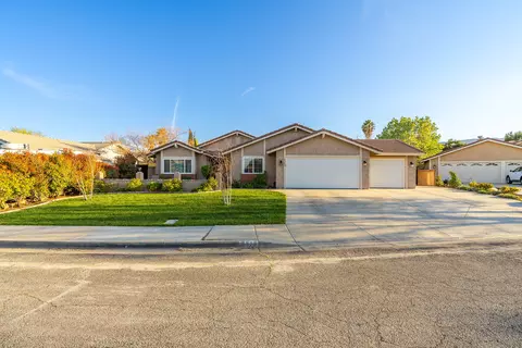Exterior - 6342 Azalea Dr, Quartz Hill, CA 93536 photo 29 of 32