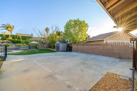 Exterior - 6342 Azalea Dr, Quartz Hill, CA 93536 photo 22 of 32