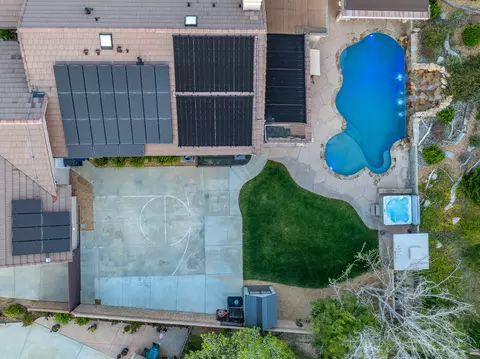 Exterior - 6342 Azalea Dr, Quartz Hill, CA 93536 photo 25 of 32