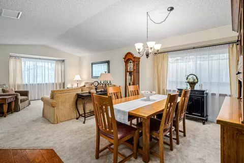 Dining - 6342 Azalea Dr, Quartz Hill, CA 93536 photo 3 of 4