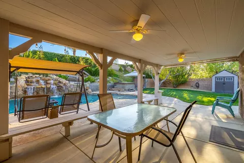 Exterior - 6342 Azalea Dr, Quartz Hill, CA 93536 photo 13 of 32