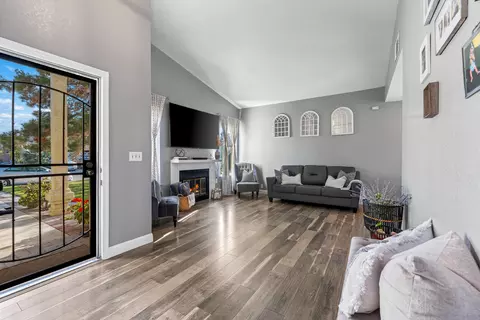 Living - 4721 Karling Pl, Palmdale, CA 93552 photo 1 of 4