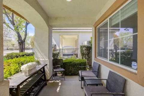 Exterior - 3527 Cooperstown Ave, Lancaster, CA 93535 photo 3 of 5