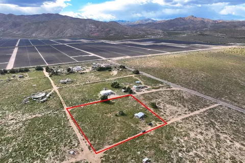 View/Area - 12 Tamarick Rd, Cantil, CA 93519 photo 1 of 4