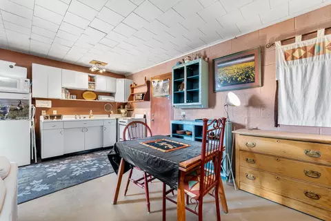Kitchen - 12 Tamarick Rd, Cantil, CA 93519 photo 2 of 5