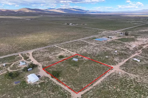 View/Area - 12 Tamarick Rd, Cantil, CA 93519 photo 3 of 4