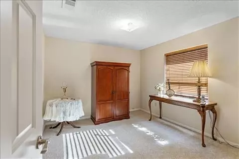 Bedroom - 24401 Hart Dr, Tehachapi, CA 93561 photo 3 of 6