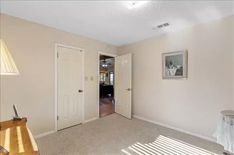 Bedroom - 24401 Hart Dr, Tehachapi, CA 93561 photo 4 of 6