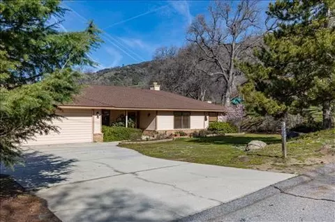 Exterior - 24401 Hart Dr, Tehachapi, CA 93561 photo 2 of 7