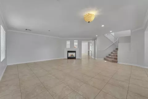 Living - 4303 Olivera Pl, Lancaster, CA 93536 photo 3 of 5