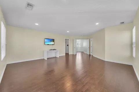Living - 4303 Olivera Pl, Lancaster, CA 93536 photo 5 of 5