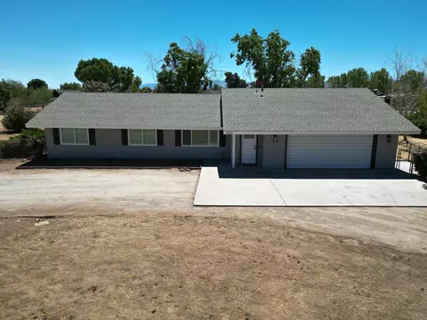 1652 Ave N-12 W, Palmdale, CA 93551