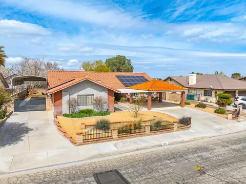 1909 Avenue K12 W, Lancaster, CA 93534