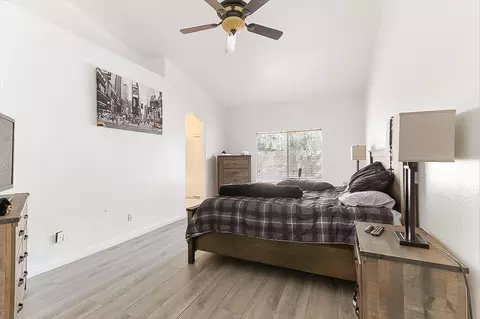 Bedroom - 3433 Tamarisk Dr, Palmdale, CA 93551 photo 2 of 8