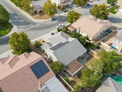 View/Area - 3433 Tamarisk Dr, Palmdale, CA 93551 photo 2 of 6