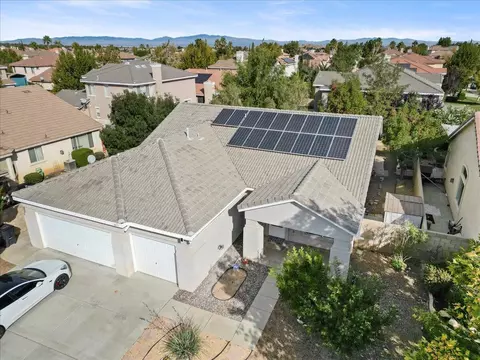 View/Area - 3433 Tamarisk Dr, Palmdale, CA 93551 photo 4 of 6