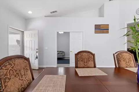 Bedroom - 3433 Tamarisk Dr, Palmdale, CA 93551 photo 1 of 8