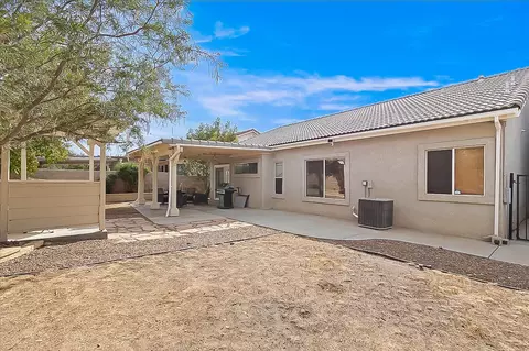 Exterior - 3433 Tamarisk Dr, Palmdale, CA 93551 photo 6 of 9