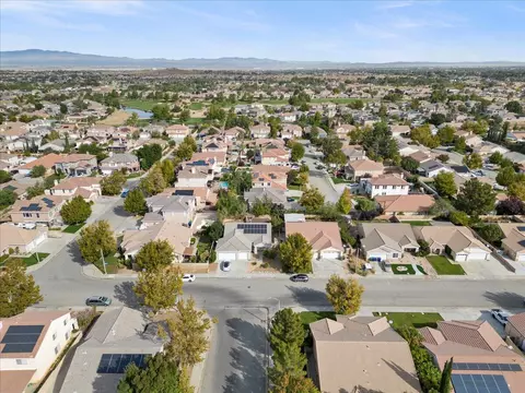 View/Area - 3433 Tamarisk Dr, Palmdale, CA 93551 photo 5 of 6