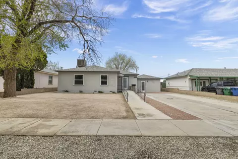 44503 Fern Ave, Lancaster, CA 93534