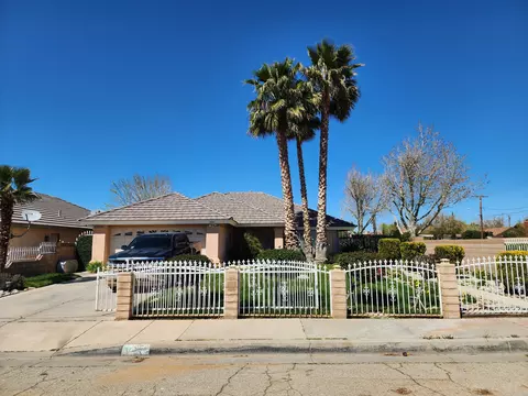 859 Ave J6 E, Lancaster, CA 93535
