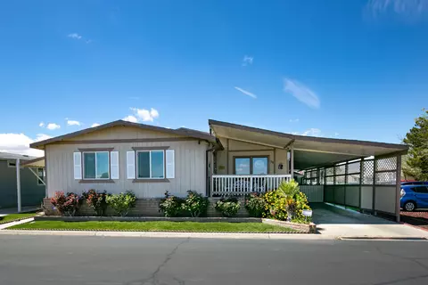 2121 Avenue I E #SPC 38, Lancaster, CA 93535