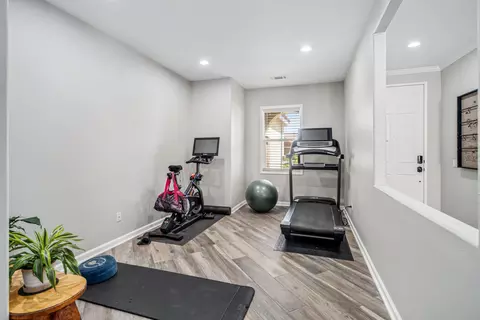 Other - 43519 Hampton St, Lancaster, CA 93536 photo 1 of 6