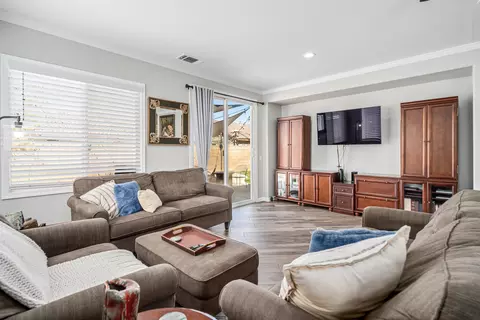 Living - 43519 Hampton St, Lancaster, CA 93536 photo 3 of 3
