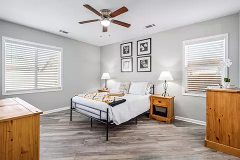 Bedroom - 43519 Hampton St, Lancaster, CA 93536 photo 1 of 6