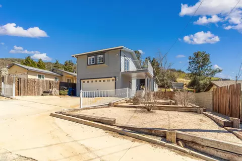 43308 Lookabout Rd, Lake Hughes, CA 93532