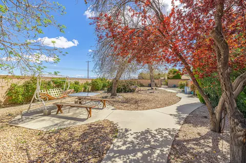View/Area - 3851 Paula Ln, Lancaster, CA 93535 photo 3 of 10