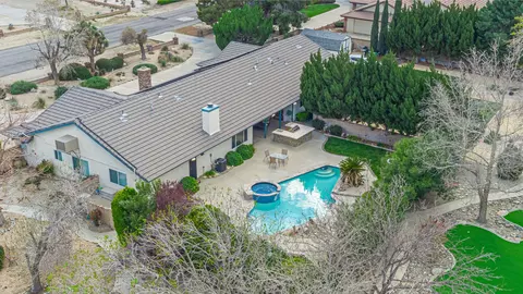 View/Area - 3851 Paula Ln, Lancaster, CA 93535 photo 9 of 10