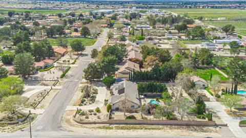 View/Area - 3851 Paula Ln, Lancaster, CA 93535 photo 8 of 10