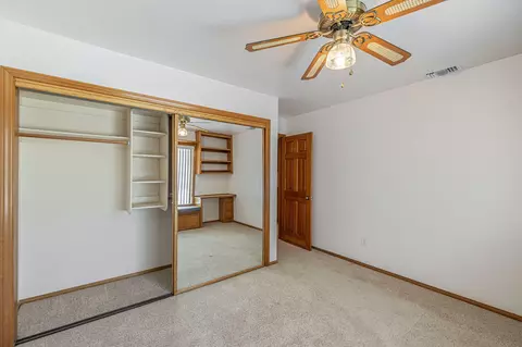 Bedroom - 3851 Paula Ln, Lancaster, CA 93535 photo 4 of 5