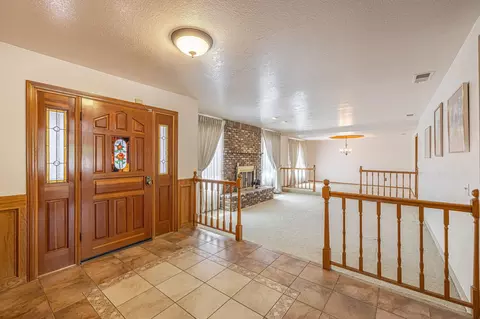Entry Way - 3851 Paula Ln, Lancaster, CA 93535 photo 1 of 1