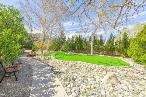 Exterior - 3851 Paula Ln, Lancaster, CA 93535 photo 5 of 14