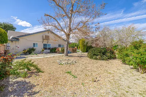 Exterior - 3851 Paula Ln, Lancaster, CA 93535 photo 11 of 14