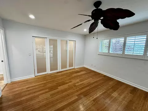 Bedroom - 33649 Cattle Creek Rd, Acton, CA 93510 photo 3 of 4