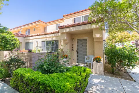 43485 30th St UNIT 4, Lancaster, CA 93536