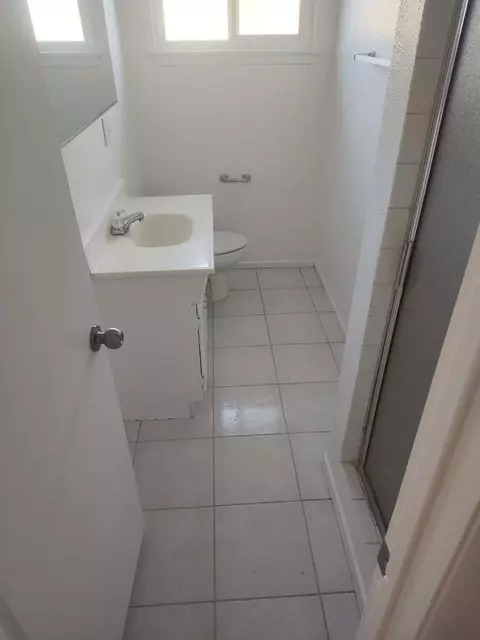 38621 33rd St E St E, Palmdale, CA 93550 photo 5