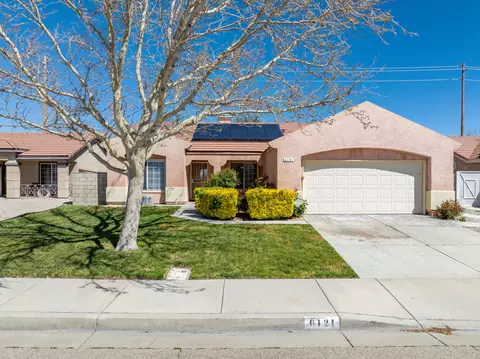 6121 Golding Dr, Lancaster, CA 93536