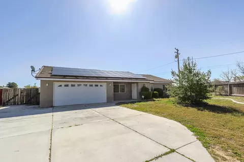 21532 Ives Dr, California City, CA 93505