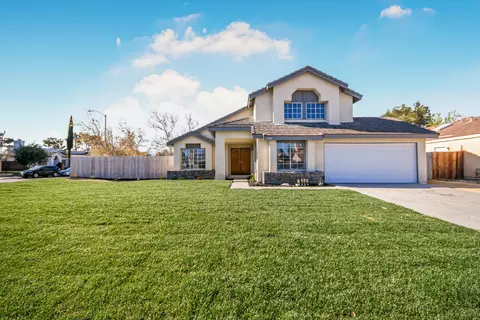 5344 Carlo Ct, Palmdale, CA 93552